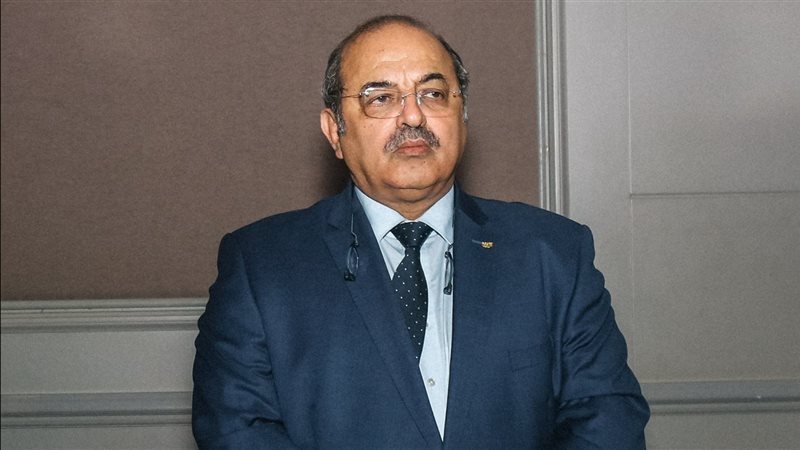 هشام حطب رئيس اللجنة