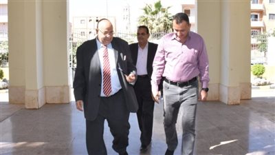 رئيس جامعة الأقصر يبحث مع رئيس جهاز طيبة إنشاء مقر جديد للجامعة 