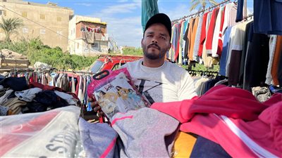 البنطلون بـ 25 جنيها، أسعار الملابس بأسواق البالة بمحافظة البحيرة (فيديو وصور)