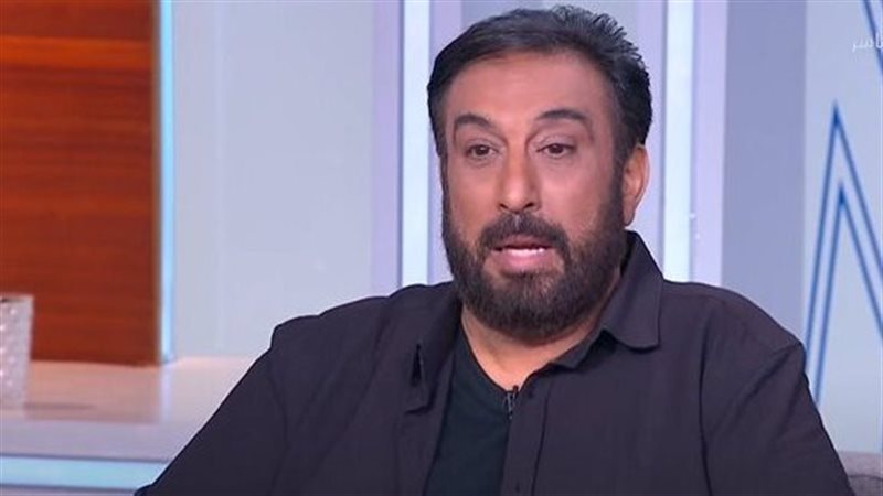 حسام حسني