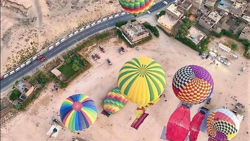 رحلات البالون الطائر