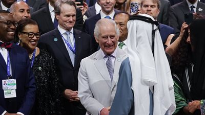 مؤتمر المناخ COP 28، حضور لافت للملك تشارلز والأطراف يلتقطون صورة تذكارية معه (صور)