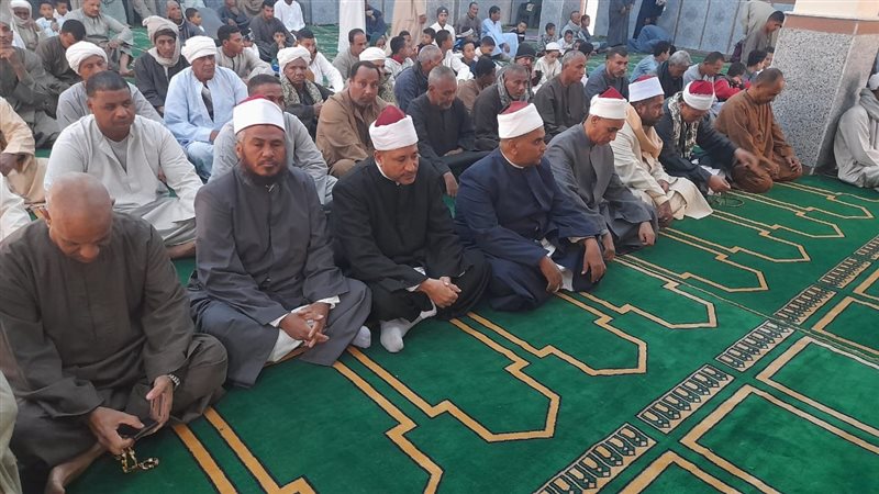 جانب من اول صلاة