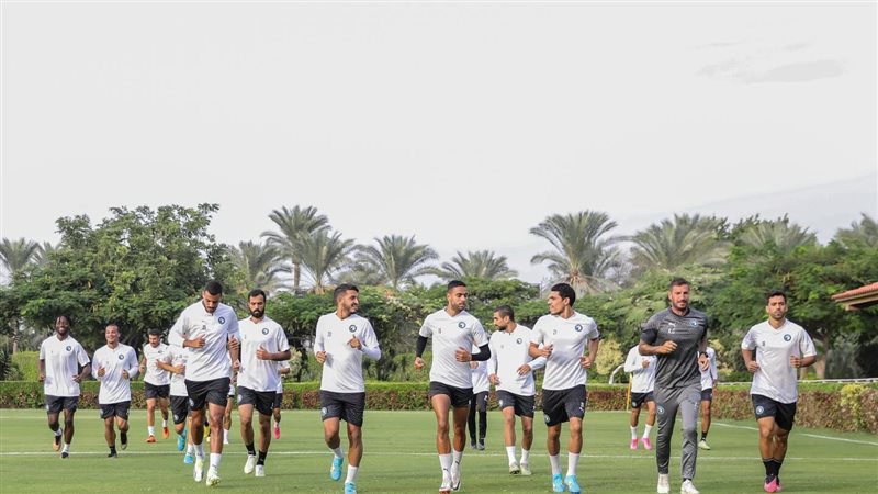 بيراميدز، فيتو