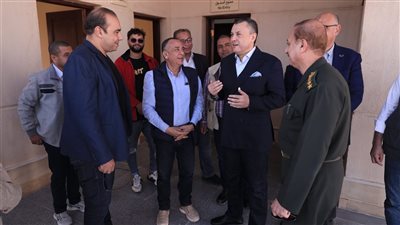 وزير السياحة والآثار يتفقد المخزن المتحفي ومدخل آثار سقارة الجديد