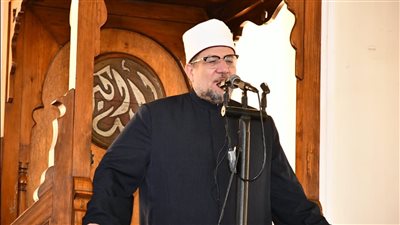 وزير الأوقاف يعلن اختراق صفحته على فيسبوك: ما ينشر لا يمثلني