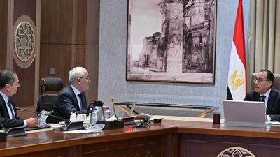 رئيس الوزراء يوجه بسرعة تطوير 34 مدرسة لطرحها على المستثمرين