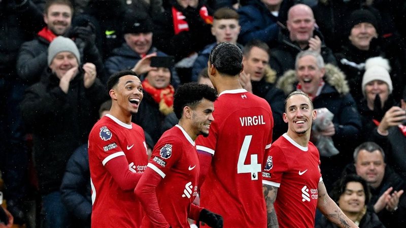ليفربول، فيتو