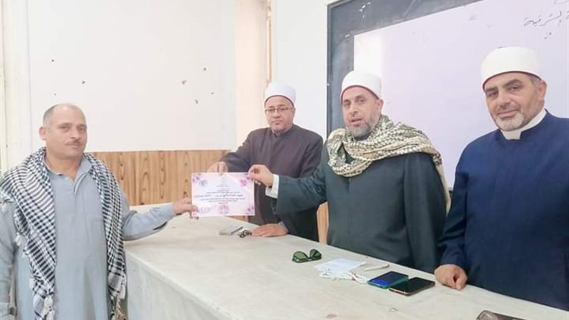تكريم مديربلبيس الازهريةوشيخ