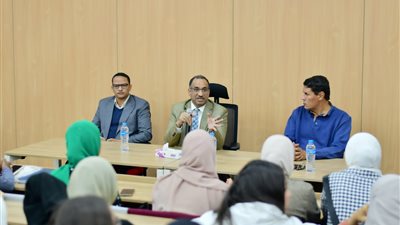 رئيس جامعة طيبة التكنولوجية يحث الطلاب على المشاركة فى الانتخابات الرئاسية 2024 
