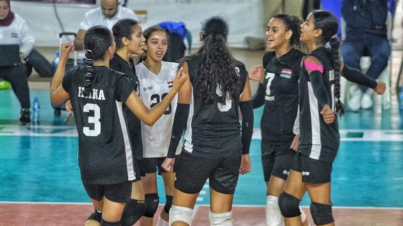 منتخب الناشئات للكرة