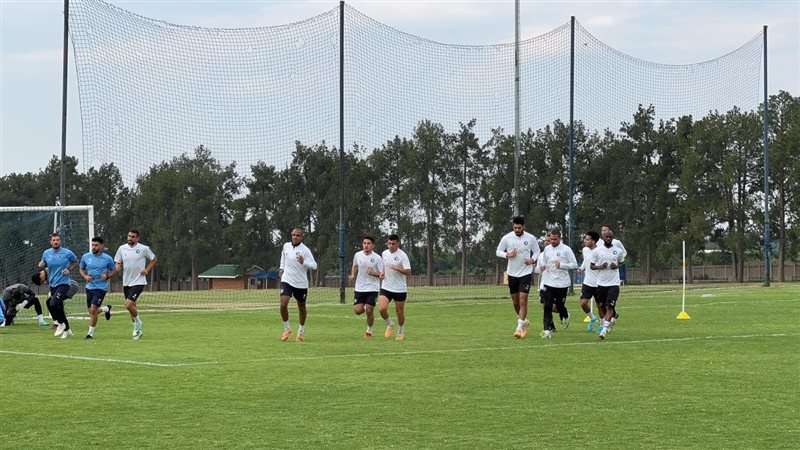 بيراميدز، فيتو