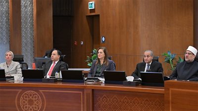 وزيرة التخطيط تستعرض موقف تسكين المقرات الحكومية