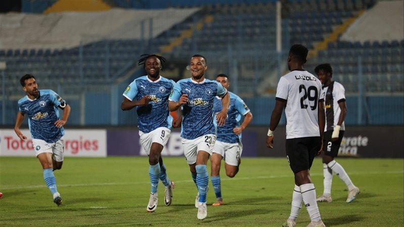 بيراميدز،فيتو