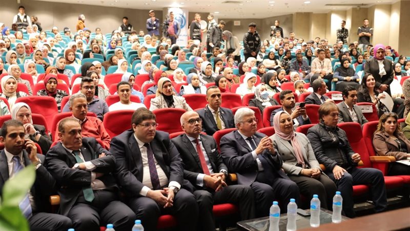 جامعة عين شمس، فيتو