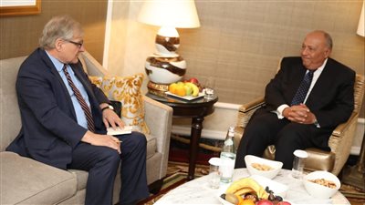 ضمن سلسلة لقاءاته فى واشنطن، وزير الخارجية يجتمع مع المبعوث الأمريكي إلى ليبيا
