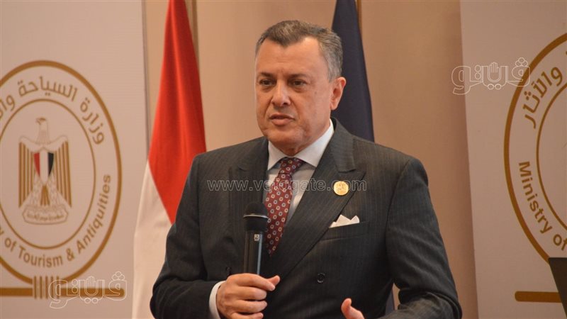 احمد عيسى وزير السياحة