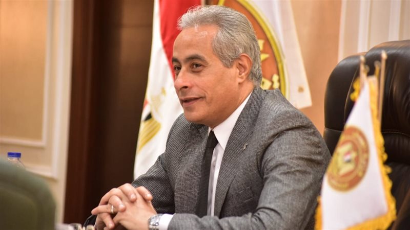 حسن شحاتة وزير العمل،فيتو
