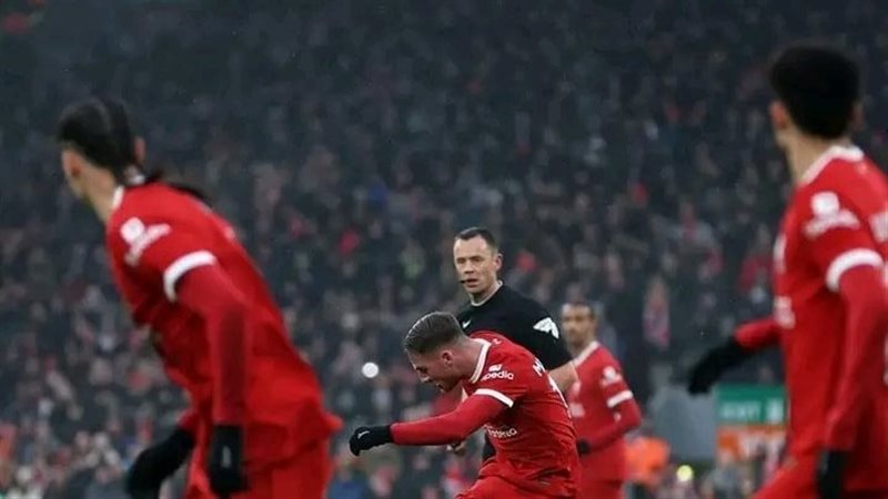 ليفربول،فيتو
