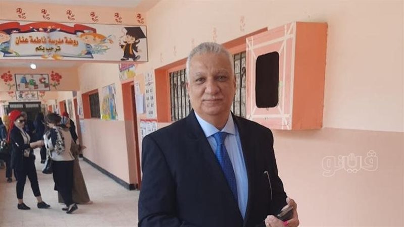 الدكتور أحمد زكي