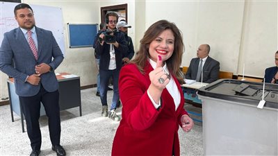 وزيرة الهجرة: المرأة والشباب أثبتوا ولاءهم وانتماءهم لوطنهم بالخارج (صور)