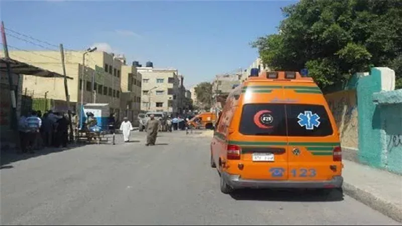 سيارة نقل تنهي حياة