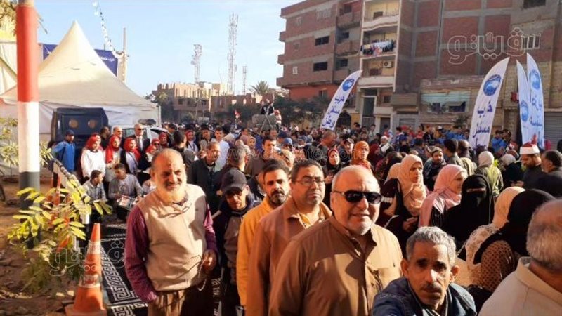 توافد أهالي الغربية