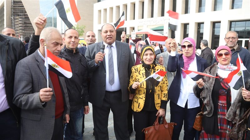 قيادات الزراعة والعاملين,