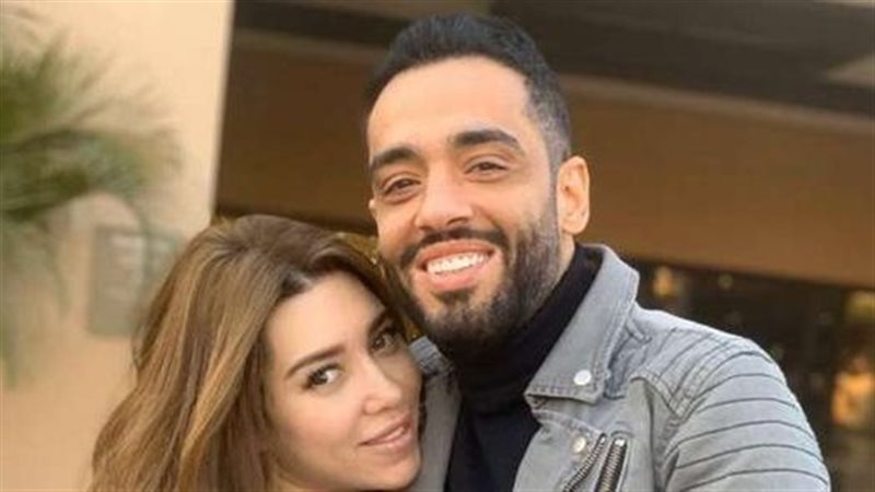 رامي جمال وزوجته