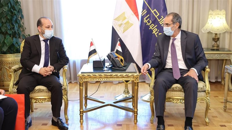 وزير الاتصالات استقبل