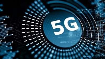 شركات السيارات تعتمد علي شبكة 5G في المركبات الحديثة 