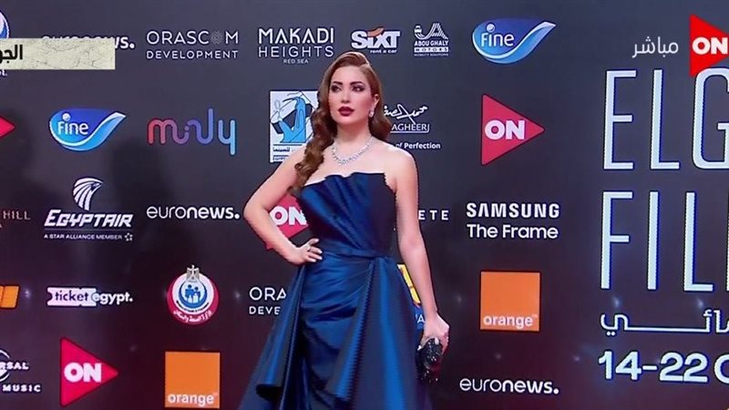 الفنانة نسرين طافش
