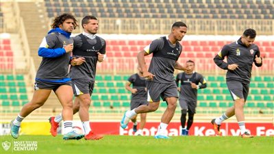 تدريبات خاصة لمدافعي الزمالك تحت إشراف عبد الهادي