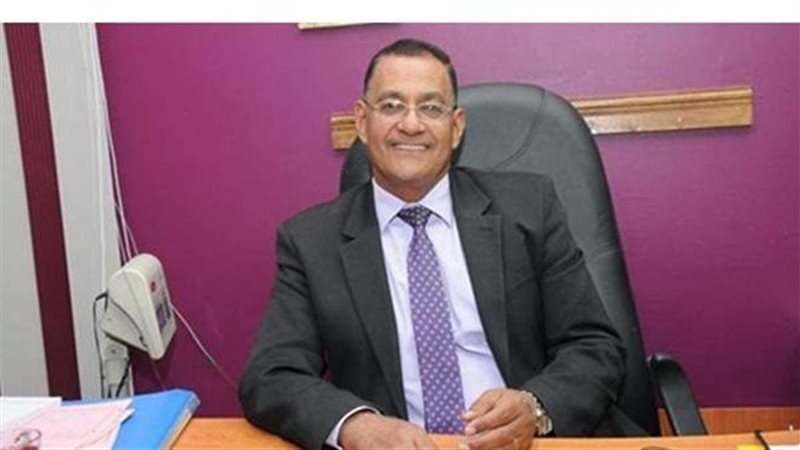 د.أحمد دياب استشاري