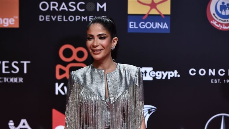 منى زكي