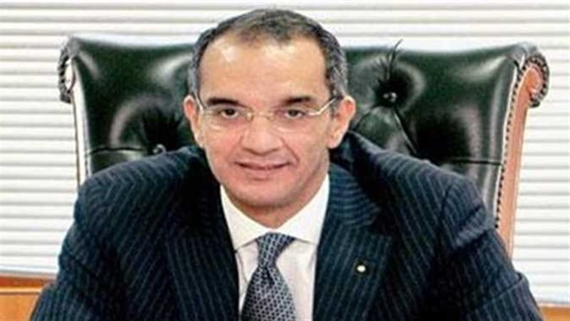 وزير الاتصالات وتكنولوجيا