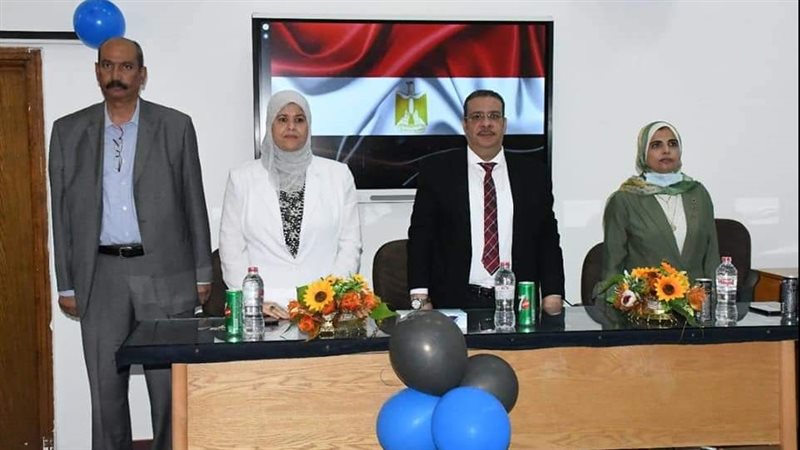 اللقاء التعريفي للطلاب