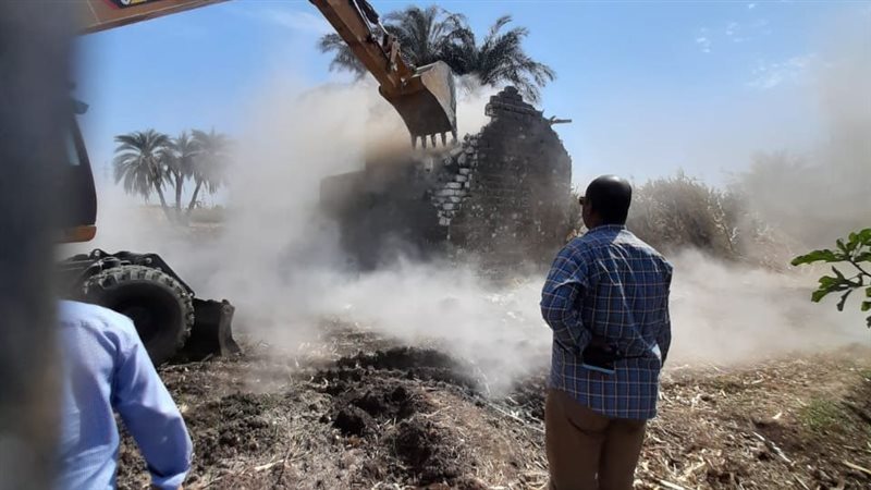 حملة إزالة بأسيوط