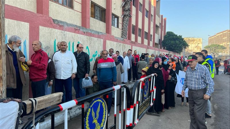 إقبال كثيف للناخبين