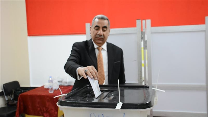 فايز الضباعني رئيس