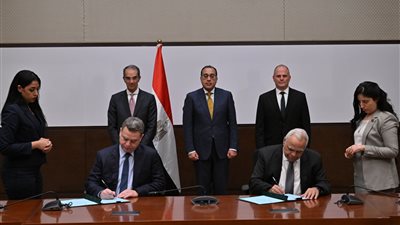 مدبولي: الحكومة لديها طموح لا حدود له لتوطين برمجيات الصناعات الرقمية في مصر 