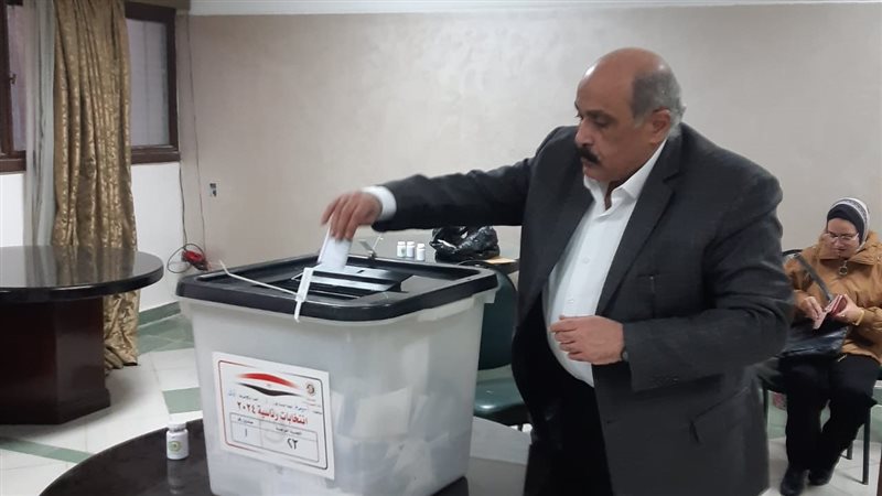 سكرتير عام محافظة