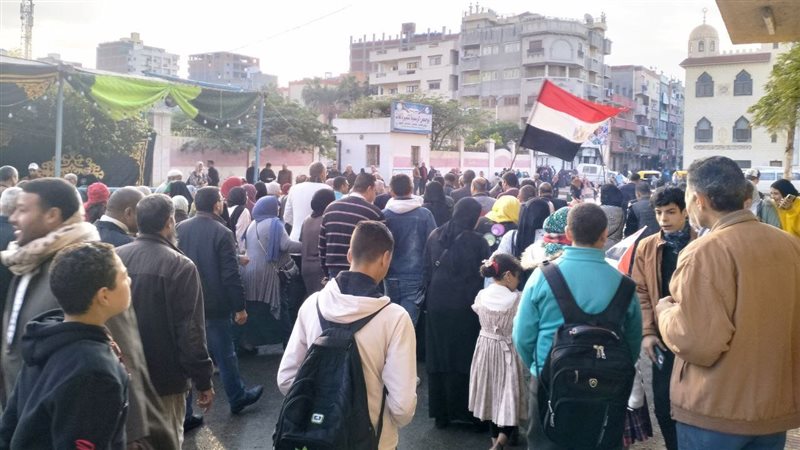 مسيرة وطنية بالاعلام