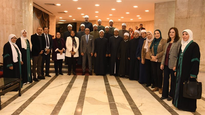 جامعة عين شمس، فيتو