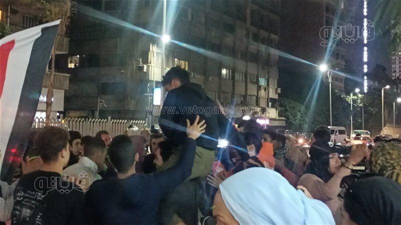 احتفالات المواطنين