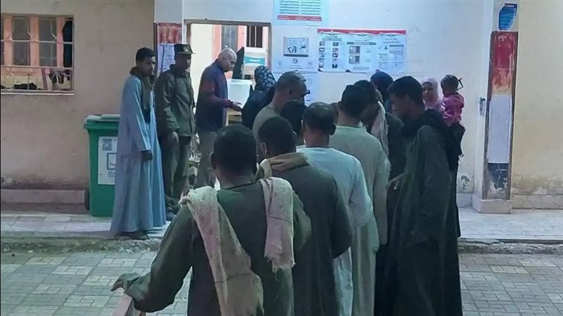 إقبال المواطنين على