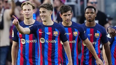 برشلونة يخطط لبيع نجمه بالدوري السعودي مقابل 100 مليون دولار