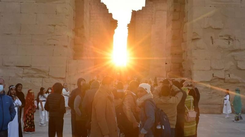 تعامد الشمس، فيتو