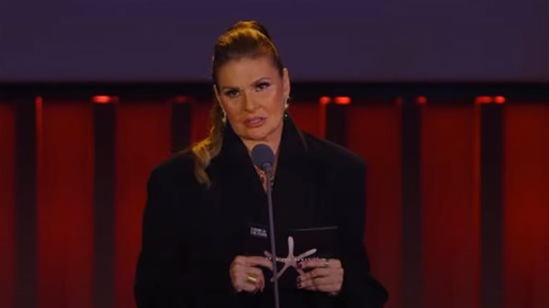 الفنانة يسرا، فيتو