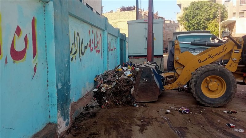 حملة لرفع القمامة